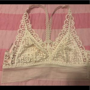 VS Coconut White Lace Bralette